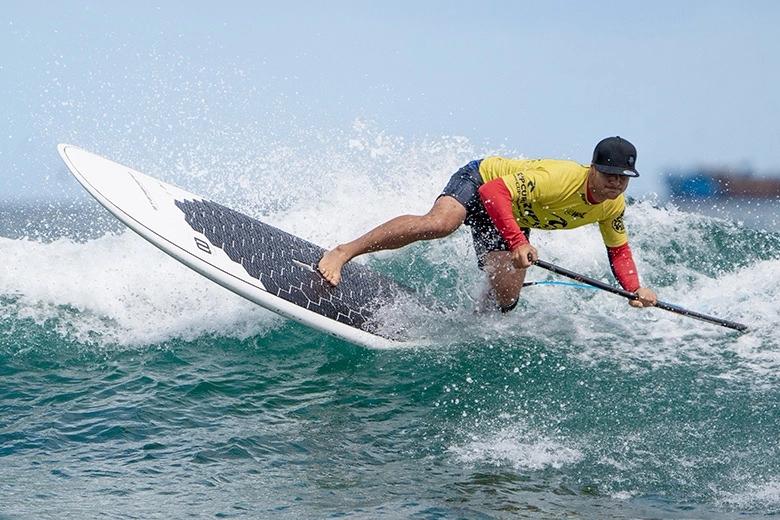 Stand Up Paddling Surf